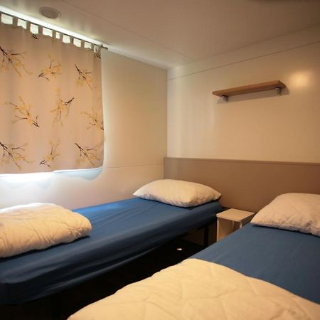 Camping Adria Mobile Home Park Umag Buitenkant foto